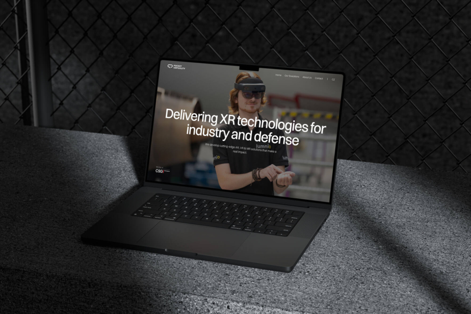 Notebook displaying XR technology for industry and defence