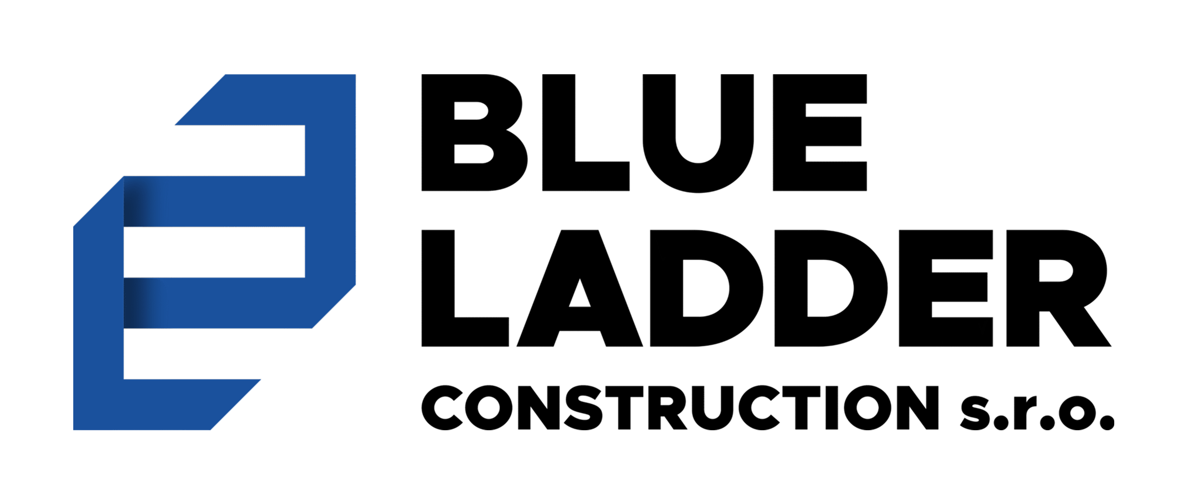 Logo společnosti Blue Ladder Construction na černém pozadí se stylizovaným modrým písmenem B a nápisem Blue Ladder Construction Co. v moderním fontu.