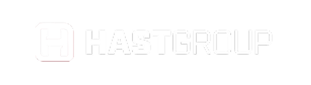 Logo společnosti HASTGROUP na černém pozadí představuje rozpoznatelnou značku s moderním designem a bílým textem, který zvýrazňuje její profesionální image.